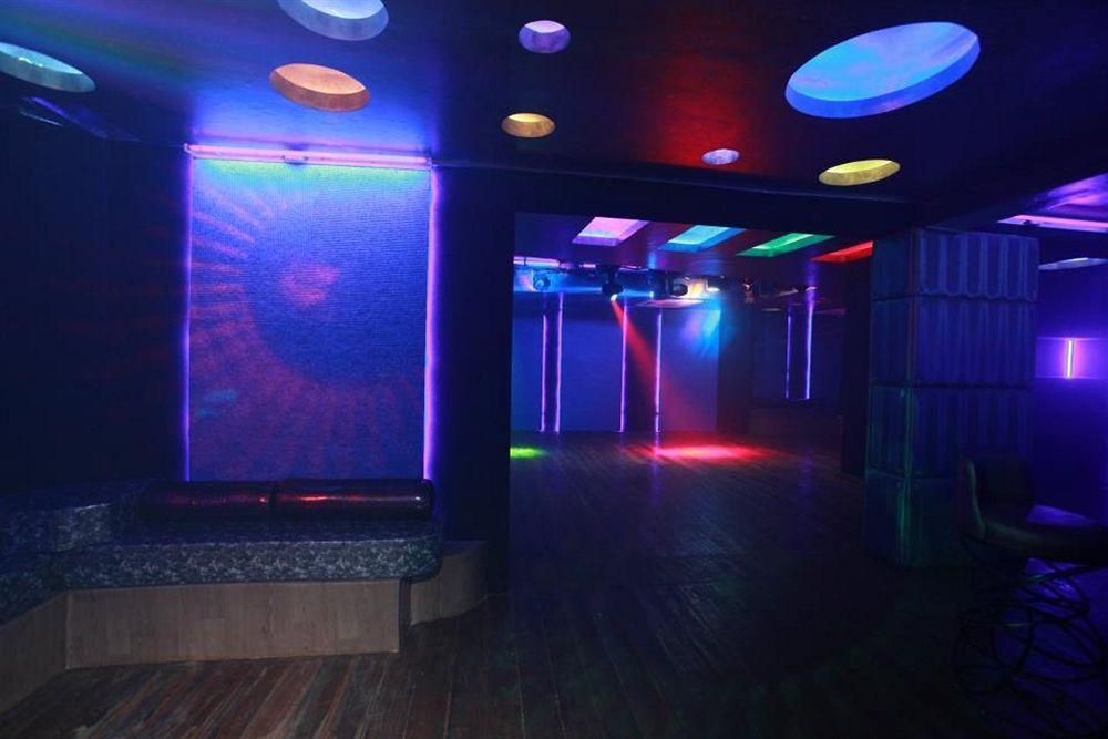 Hotel Lucky Star Колва Экстерьер фото
