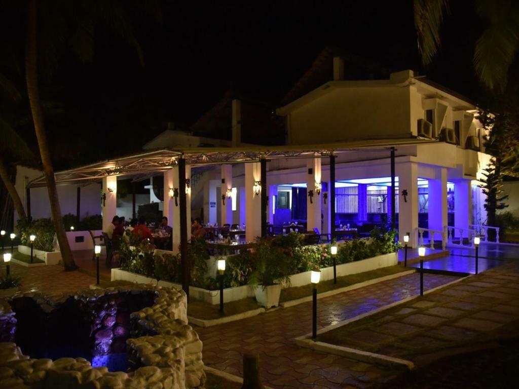 Hotel Lucky Star Колва Экстерьер фото